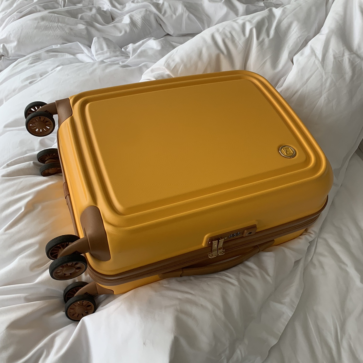 日本复古黄色20寸超轻登机行李箱密码旅行箱静音26托运女拉杆箱子